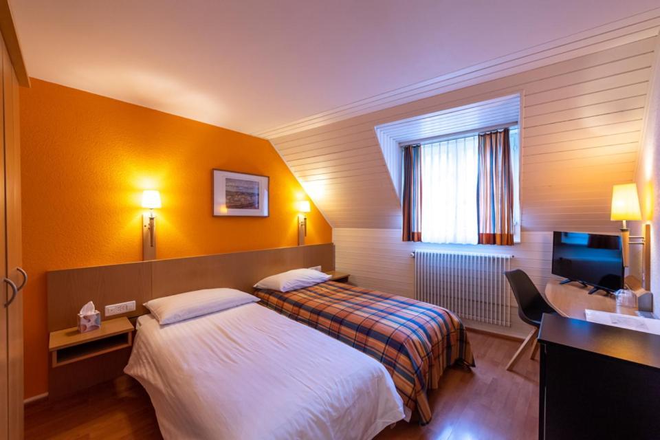 Les Negociants Hotel Vevey Buitenkant foto