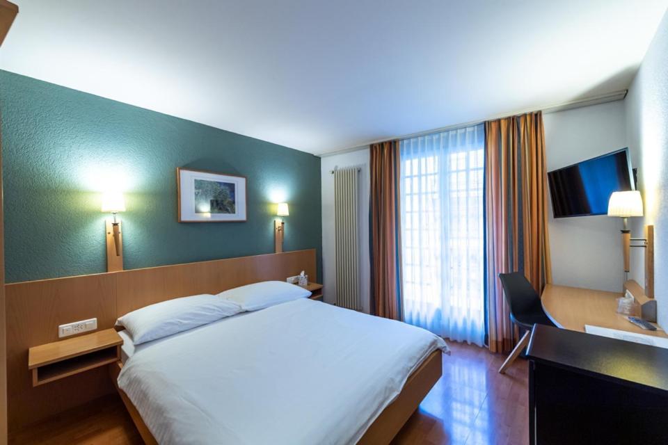 Les Negociants Hotel Vevey Buitenkant foto