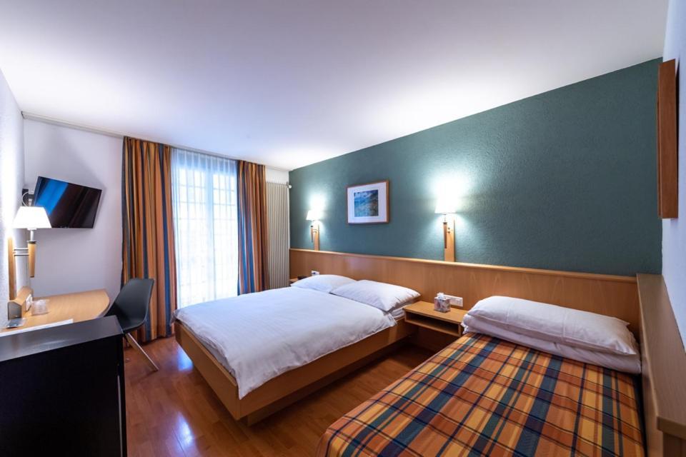 Les Negociants Hotel Vevey Buitenkant foto