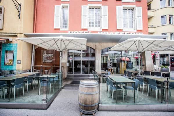 Les Negociants Hotel Vevey Buitenkant foto