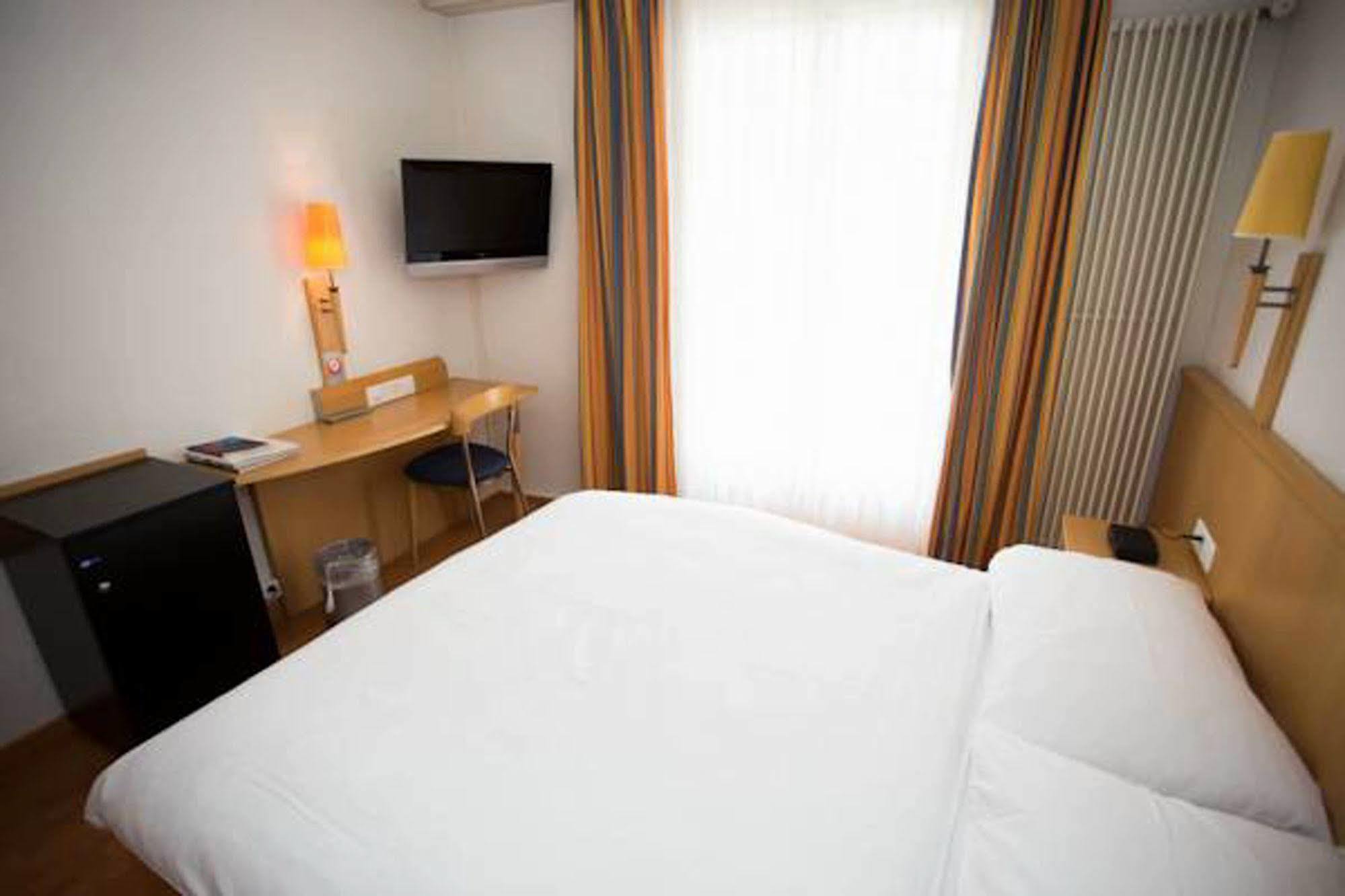Les Negociants Hotel Vevey Buitenkant foto